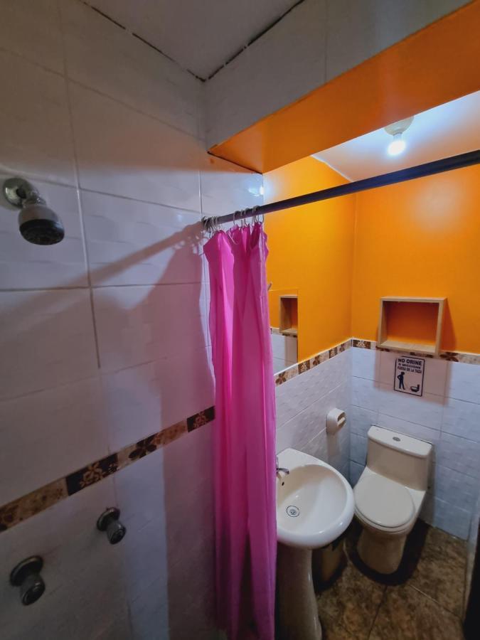 Hostal Refugio'S Іка Екстер'єр фото